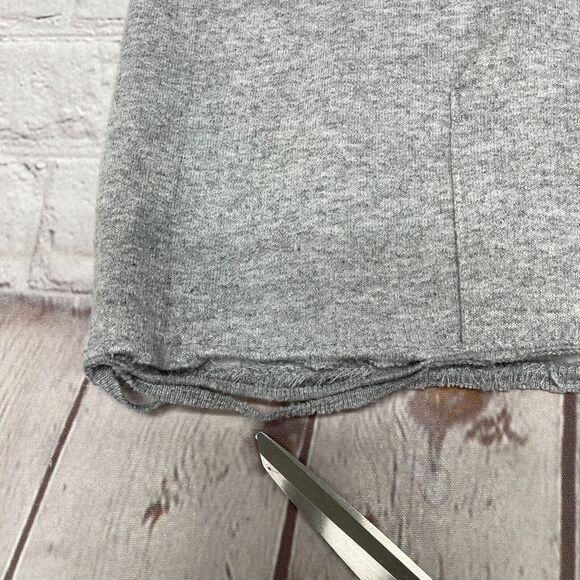 Champion Harvard University Pullover Hoodie Sweatshirt Size Medium B355 -7 - Picture 3 of 16